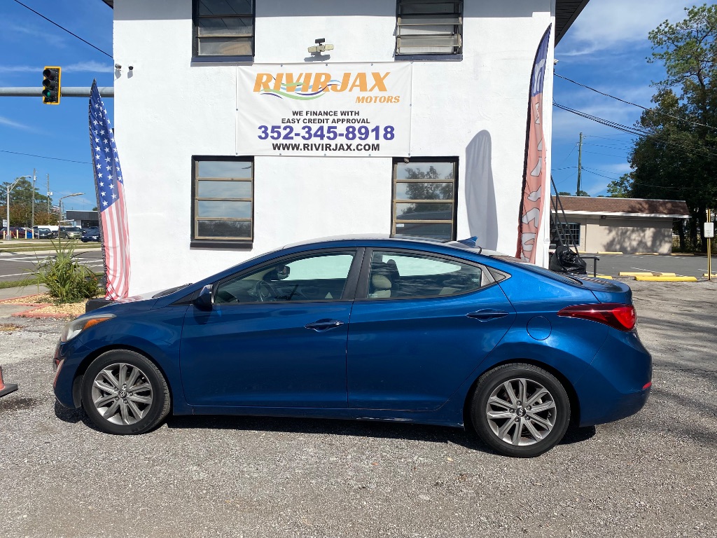2015 Hyundai Elantra SE's photo
